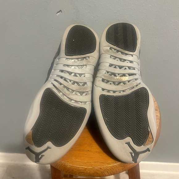 Jordan Black and Gray Athletic Shoes Retro 12 Dark Grey Authentic - Picture 8 of 9